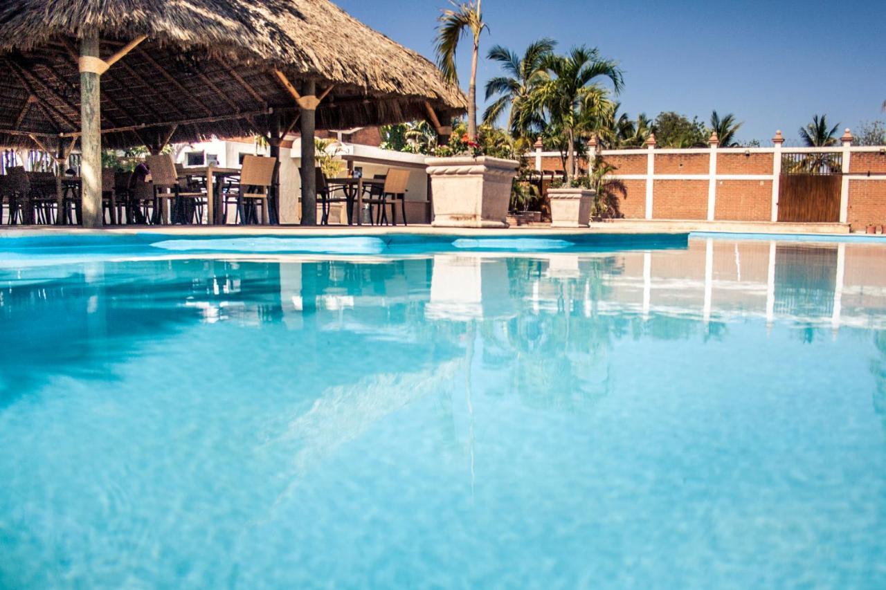 Hotel Maioris Navolato San Pedro  Экстерьер фото