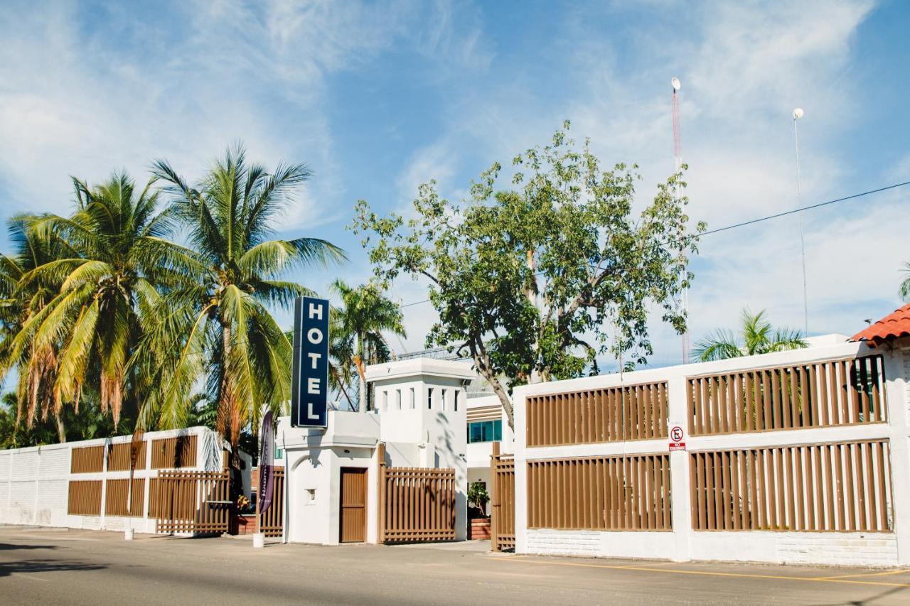 Hotel Maioris Navolato San Pedro  Экстерьер фото