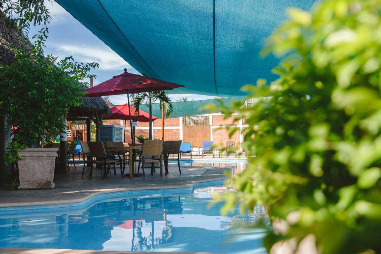 Hotel Maioris Navolato San Pedro  Экстерьер фото